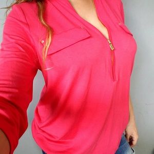 NWT Med. Calvin Klein Salmon Blouse. Gold Accents.